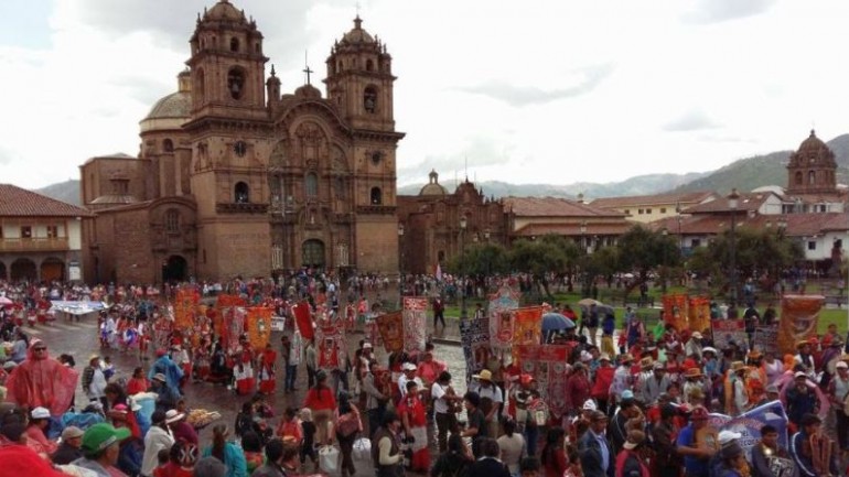 Anti-mining protesters occupy downtown Cusco