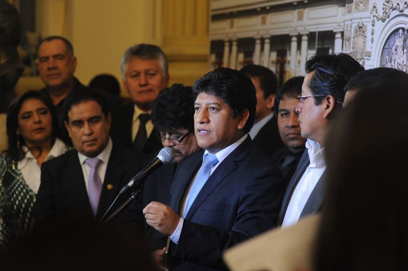 Political posturing as Peru’s congress rejects changing oil license