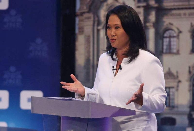 Fujimori wins debates, builds lead one week from Peru election