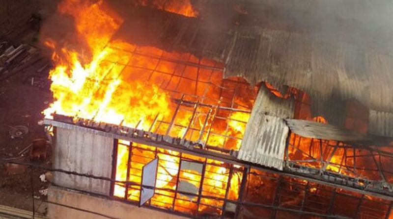 Informal workshop fire destroys six homes in Lima
