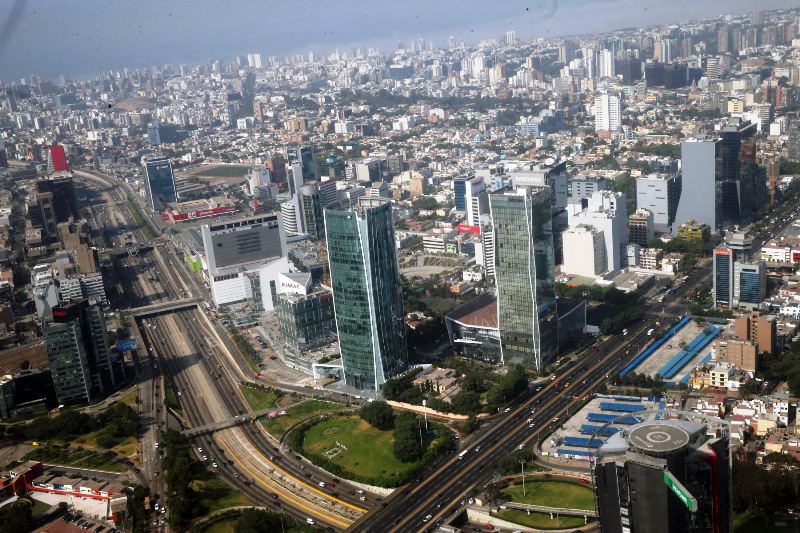 Oil troubles drag Peru’s economic growth below expectations