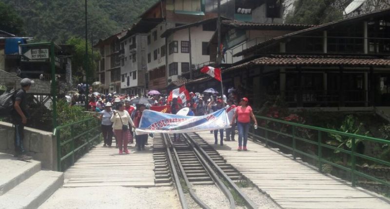 Peru: protest shuts down Machu Picchu tourism for two days