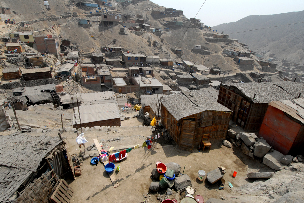 Peru poverty rate rises for first time in nearly two decades