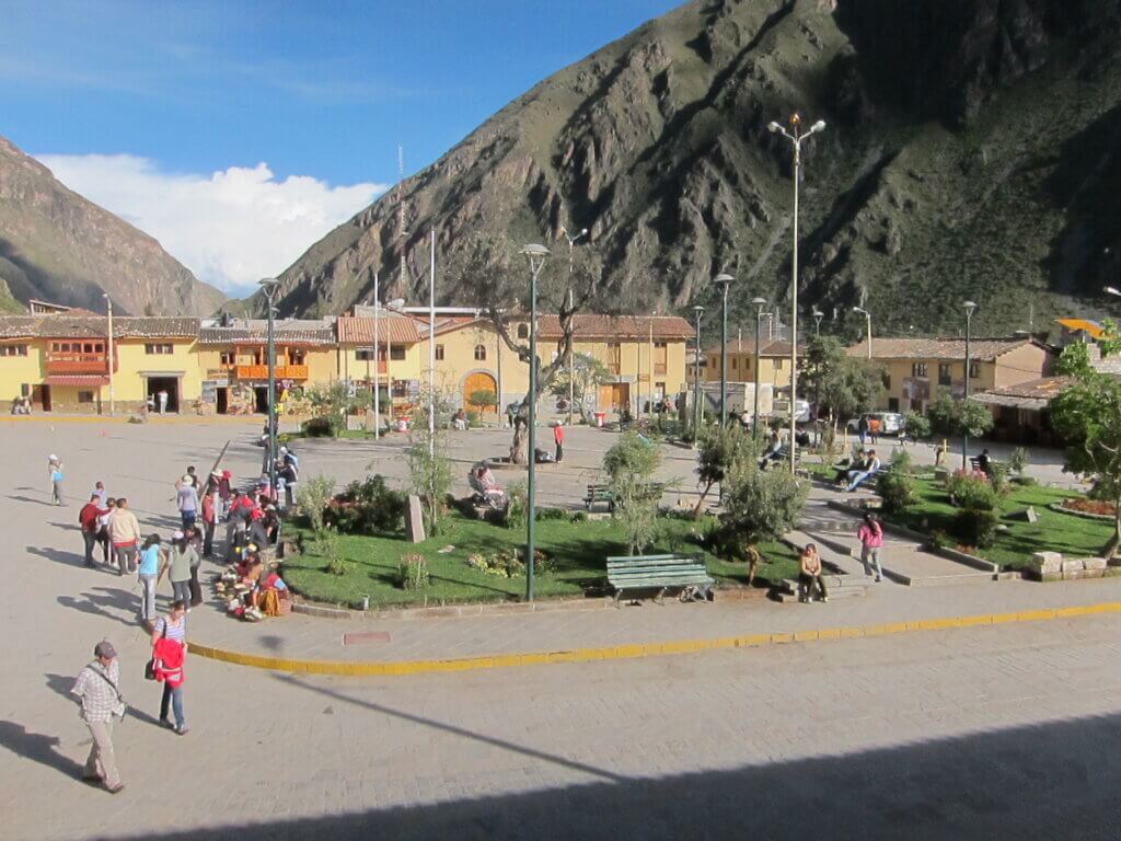 5 places to visit in Ollantaytambo, Peru, the monumental Incan fortress ...