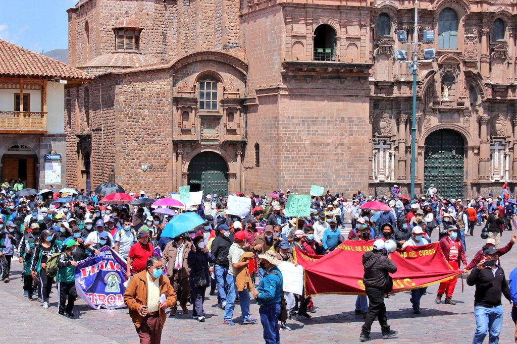 Regional strike in Cusco, Peru leaves thousands of tourists stranded near Machu Picchu